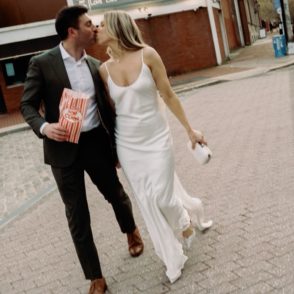 Maxi white dress with bow